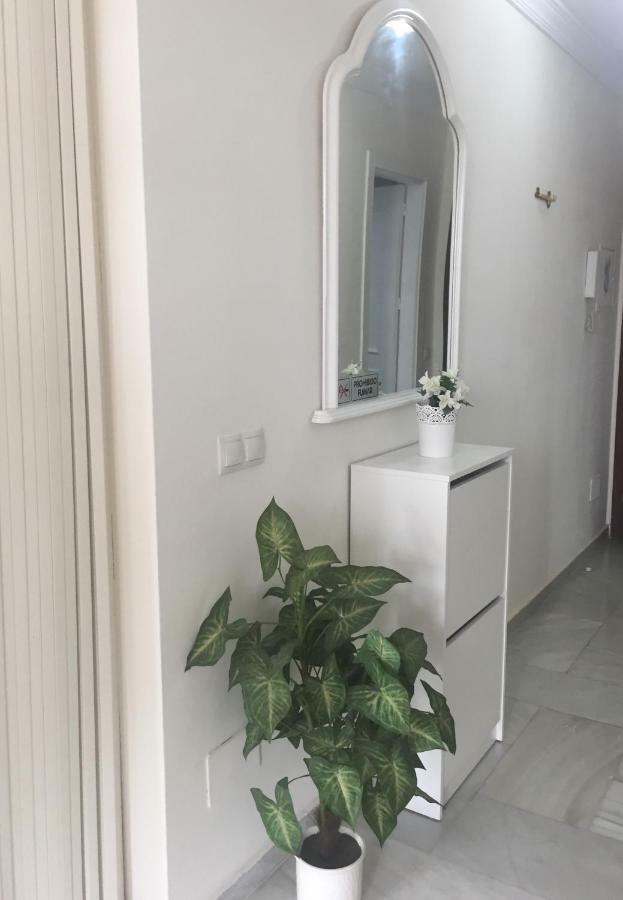 Puerto Marina Apartment Benalmadena Bagian luar foto