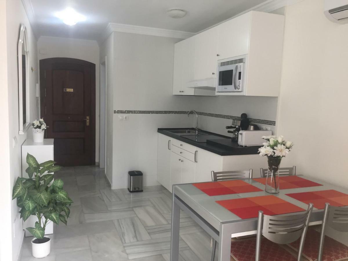 Puerto Marina Apartment Benalmadena Bagian luar foto